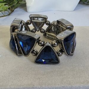Silver and Sapphire Blue Triangle Crystal Stone Stretch Bracelet